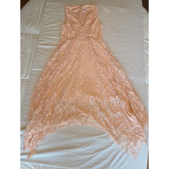 VENUS Dresses & Skirts - VENUS Womens Pink Crochet Lace Boho Sleeveless Dress Size 6
